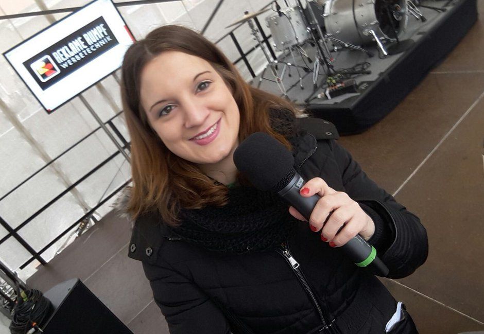 Moderatorin buchen Messe Moderation Moderatorin buchen Messe Moderation
